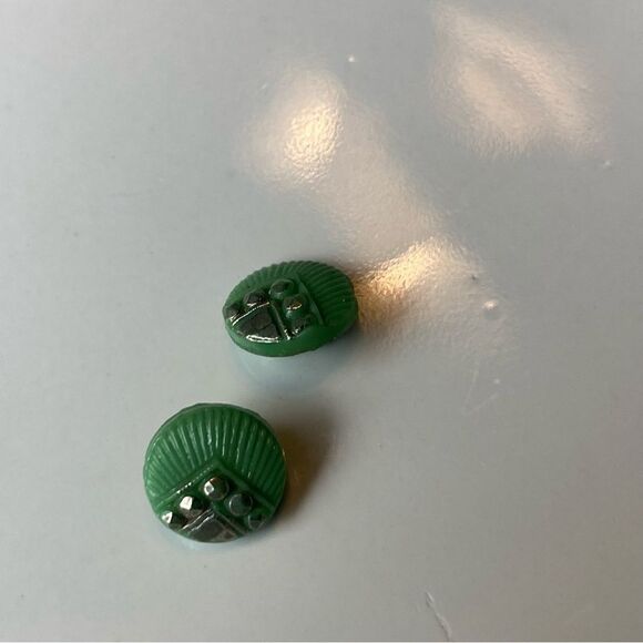 Variety Vintage Green Glass Button Bundle - Picture 12 of 16